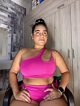 Violetrousse online show from January 18, 2026, 12:36 am