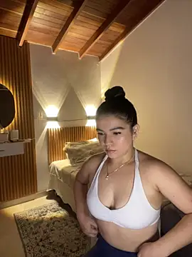 Blancanievess online show from April 24, 2026, 3:20 am