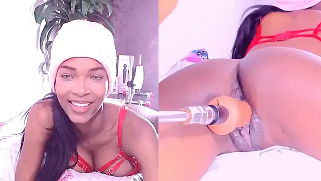 Snapshot of Lunna_thomson001 chatting on March 20, 2026, 2:44 pm Lunna thomson001 online show from March 20, 2026, 2:44 pm