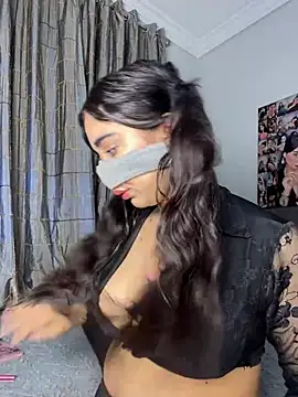 Meryem Queen online show from February 28, 2026, 1:39 am