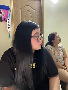 alissonfernandez  online show from February 21, 2026, 11:00 am