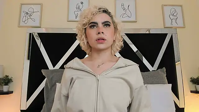 Snapshot of marian_pinzon chatting on September 19, 2025, 2:35 am marian pinzon online show from September 19, 2025, 2:35 am