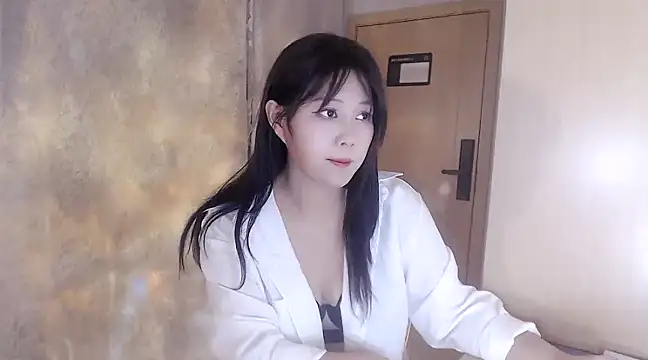 puppy-mango online show from December 12, 2024, 8:36 am