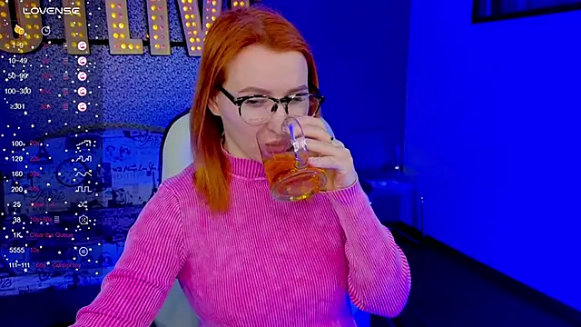 AliceBYKiss online show from February 10, 2026, 6:28 am