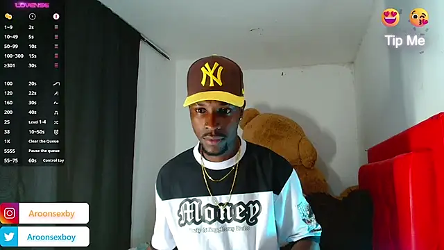 Aroonpapisex online show from January 13, 2026, 11:43 pm