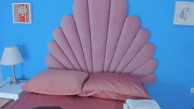 lana boomer online show from April 8, 2026, 12:38 pm