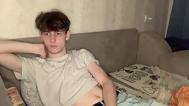 cutie guys online show from December 19, 2024, 7:18 pm