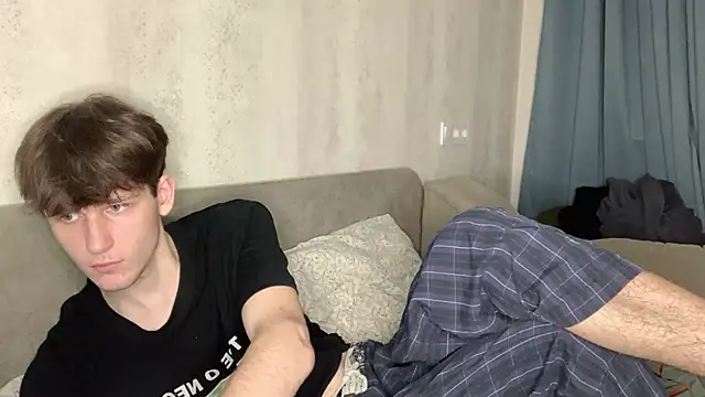 cutie guys online show from December 20, 2024, 6:24 pm