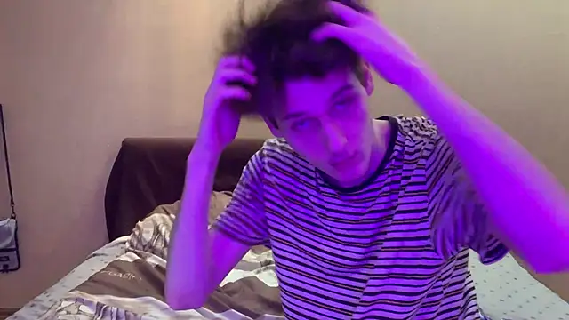 cutie guys online show from December 31, 2024, 4:57 pm