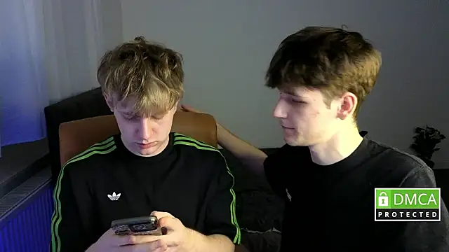 cutie guys online show from March 19, 2026, 11:20 pm