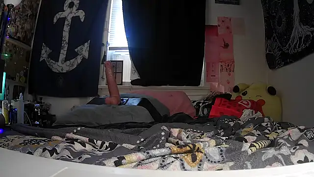 Snapshot of ATwinkie chatting on September 14, 2025, 3:44 pm ATwinkie online show from September 14, 2025, 3:44 pm