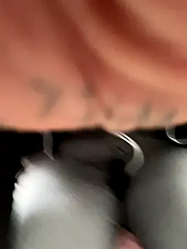 BlazyKitsune- online show from October 3, 2025, 12:46 pm