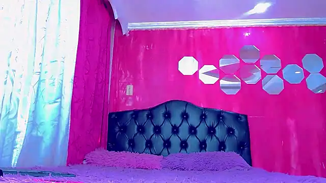 TiffanyMackensyy online show from January 14, 2026, 9:09 pm