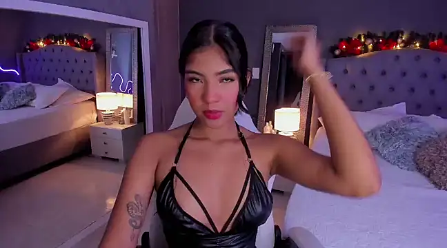 Snapshot of MadyLust chatting on December 8, 2024, 6:01 am MadyLust online show from December 8, 2024, 6:01 am