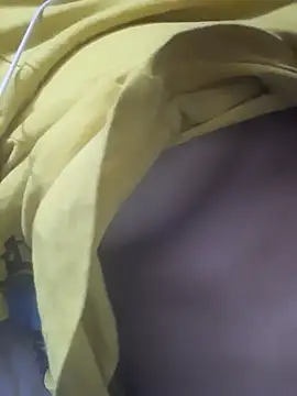 Snapshot of samosa73 chatting on December 22, 2024, 6:26 pm samosa73 online show from December 22, 2024, 6:26 pm