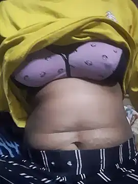 Snapshot of samosa73 chatting on December 28, 2024, 6:18 pm samosa73 online show from December 28, 2024, 6:18 pm