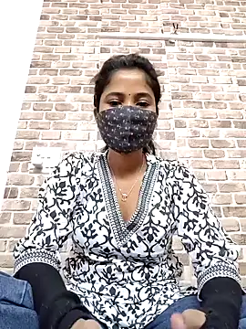 Snapshot of samosa73 chatting on January 25, 2025, 5:40 pm samosa73 online show from January 25, 2025, 5:40 pm