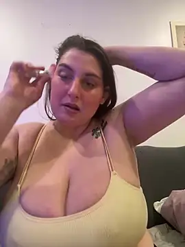 Snapshot of delinadelray chatting on March 8, 2025, 11:28 pm delinadelray online show from March 8, 2025, 11:28 pm