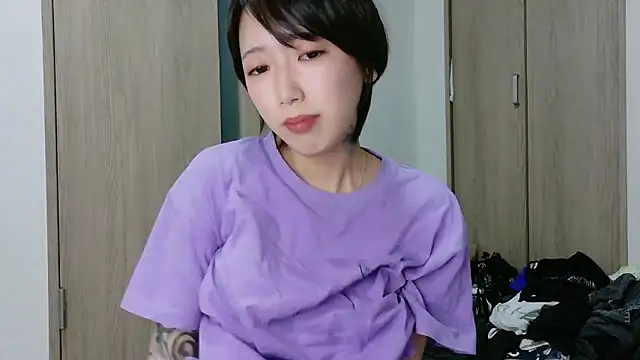 Snapshot of rei_0180 chatting on September 16, 2025, 5:14 pm rei 0180 online show from September 16, 2025, 5:14 pm