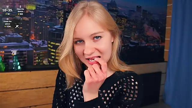 Snapshot of OdelinaFicken chatting on March 3, 2025, 7:43 am OdelinaFicken online show from March 3, 2025, 7:43 am