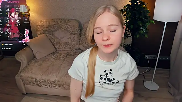 Snapshot of OdelinaFicken chatting on March 20, 2025, 8:20 am OdelinaFicken online show from March 20, 2025, 8:20 am