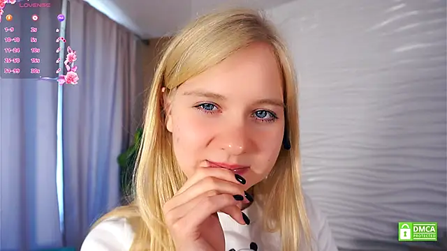 Snapshot of OdelinaFicken chatting on September 15, 2025, 6:13 am OdelinaFicken online show from September 15, 2025, 6:13 am