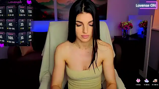 Angelina Clarks online show from June 20, 2026, 6:38 am