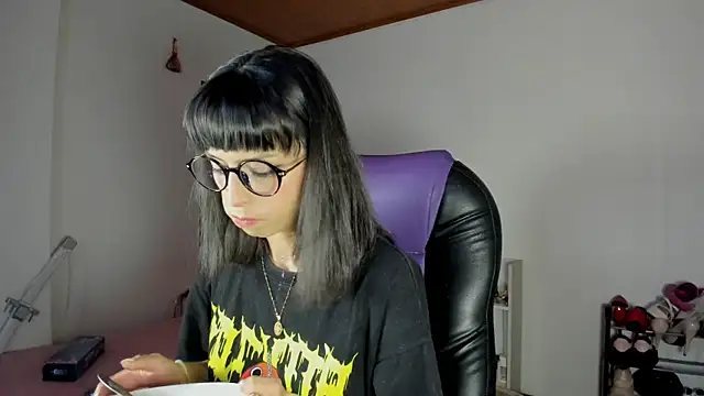 Snapshot of aiko_mori chatting on September 8, 2025, 8:19 pm aiko mori online show from September 8, 2025, 8:19 pm