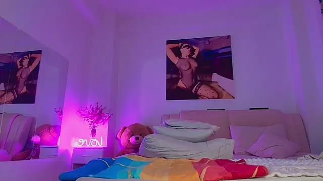 Snapshot of lissa_yasemin chatting on February 16, 2025, 10:43 pm lissa yasemin online show from February 16, 2025, 10:43 pm