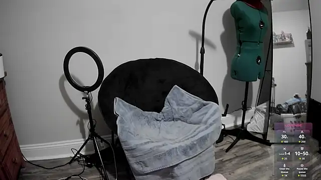 LilyFoxxx online show from January 10, 2026, 6:59 am