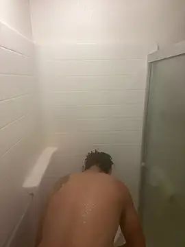 Snapshot of 2Fly4Guy chatting on December 24, 2024, 2:43 am 2Fly4Guy online show from December 24, 2024, 2:43 am