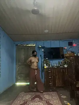 Black Glow online show from March 8, 2025, 9:06 am