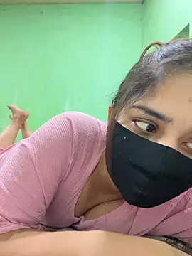 Black Glow online show from March 12, 2025, 2:12 pm