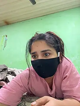 Black Glow online show from March 15, 2025, 2:01 pm