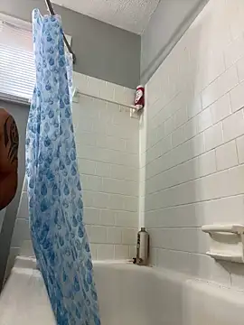 paoyger online show from September 24, 2025, 5:27 pm