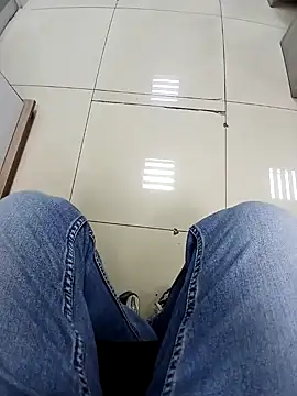 Snapshot of jezusex chatting on December 6, 2024, 5:11 pm jezusex online show from December 6, 2024, 5:11 pm