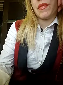 SUSELLAM1 online show from December 21, 2024, 7:03 am