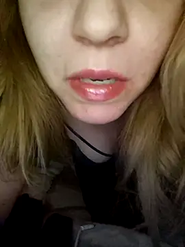 SUSELLAM1 online show from February 9, 2026, 12:14 am