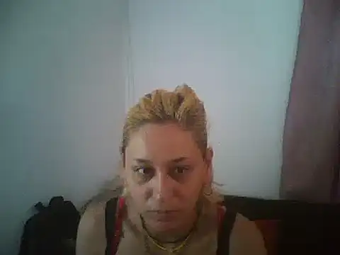 ariana crazzy online show from February 11, 2026, 3:39 pm