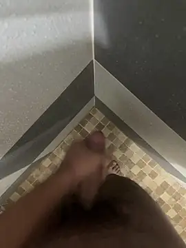 Snapshot of mylovetr1 chatting on January 5, 2025, 4:14 am mylovetr1 online show from January 5, 2025, 4:14 am