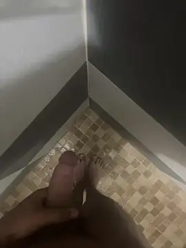 Snapshot of mylovetr1 chatting on January 22, 2025, 4:02 am mylovetr1 online show from January 22, 2025, 4:02 am