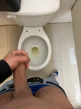 Snapshot of mylovetr1 chatting on February 4, 2025, 8:49 pm mylovetr1 online show from February 4, 2025, 8:49 pm