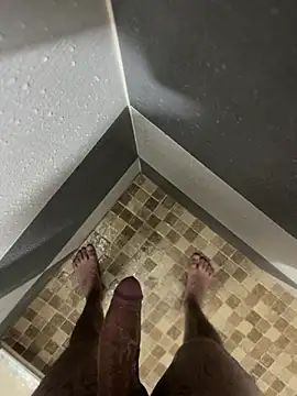 Snapshot of mylovetr1 chatting on February 5, 2025, 4:59 am mylovetr1 online show from February 5, 2025, 4:59 am