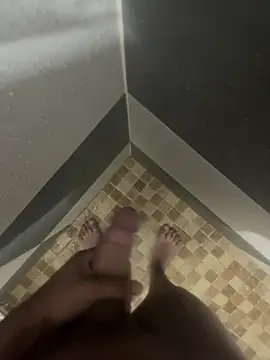 Snapshot of mylovetr1 chatting on February 7, 2025, 5:10 am mylovetr1 online show from February 7, 2025, 5:10 am