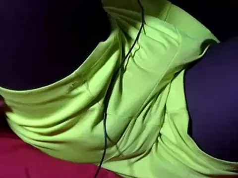 Snapshot of kingmaestro_ chatting on March 5, 2025, 1:39 pm kingmaestro online show from March 5, 2025, 1:39 pm