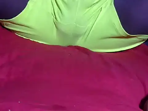 Snapshot of kingmaestro_ chatting on March 10, 2025, 5:29 pm kingmaestro online show from March 10, 2025, 5:29 pm