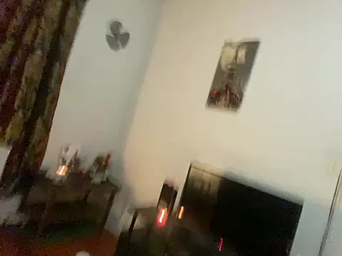 Snapshot of mackmillandhisjills chatting on January 12, 2025, 11:07 am mackmillandhisjills online show from January 12, 2025, 11:07 am