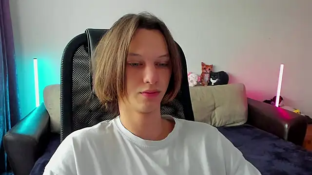 Ostin meow online show from April 12, 2026, 10:31 am