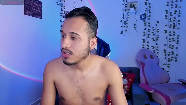 Raf brunette online show from December 3, 2024, 12:06 pm