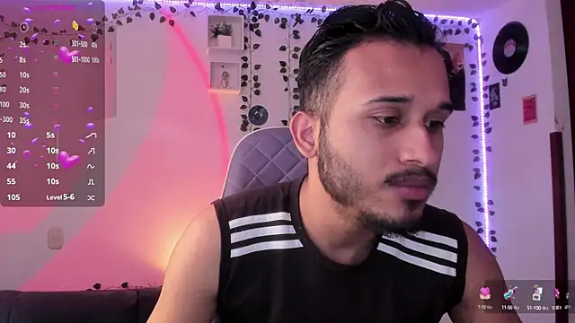 Raf brunette online show from March 7, 2025, 12:23 pm